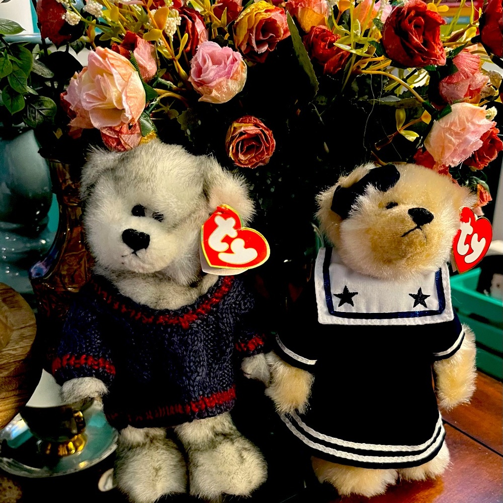 Set of 2 ,TY beanie babies. Attic treasures collection
